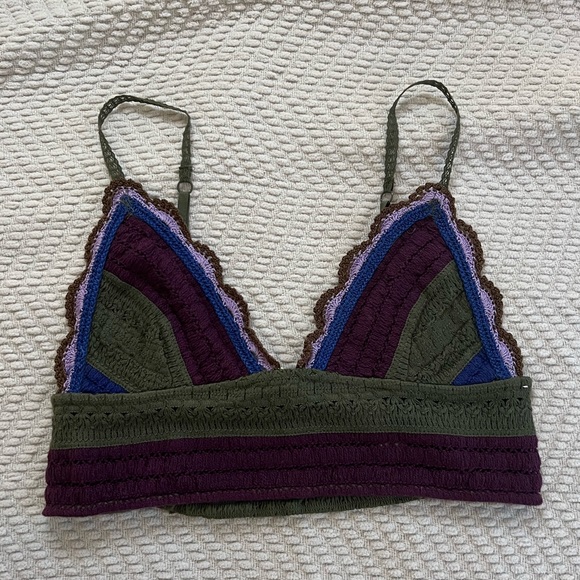 Crop Top - Picture 1 of 4